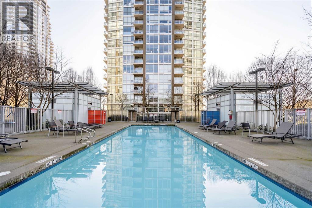 6xx 2968 GLEN DRIVE, Coquitlam 4