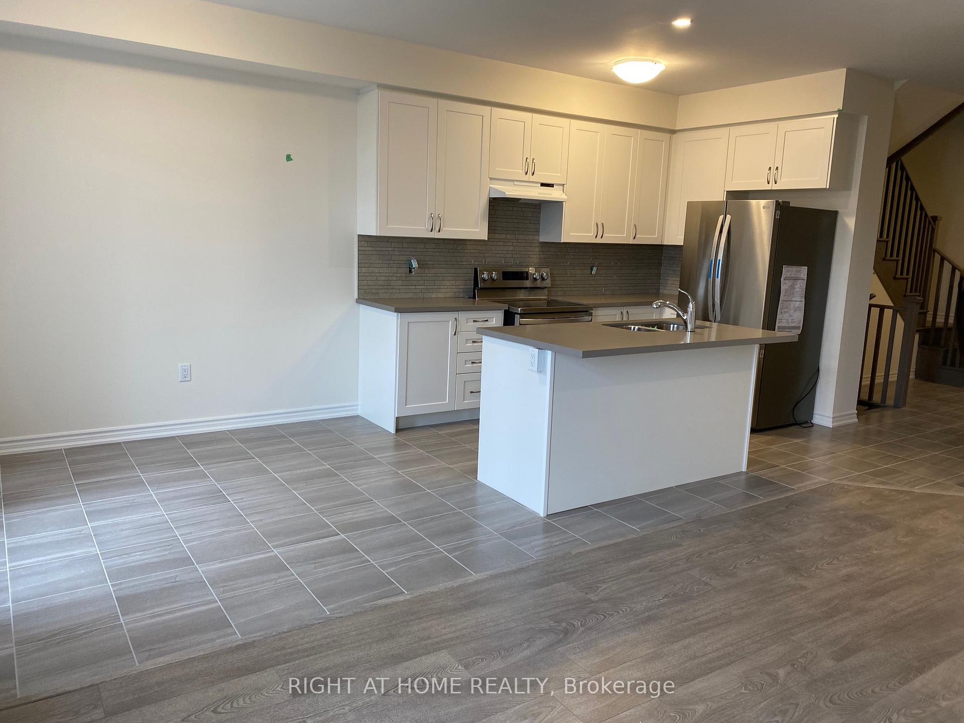 2250 Grainger Loop, Innisfil 4