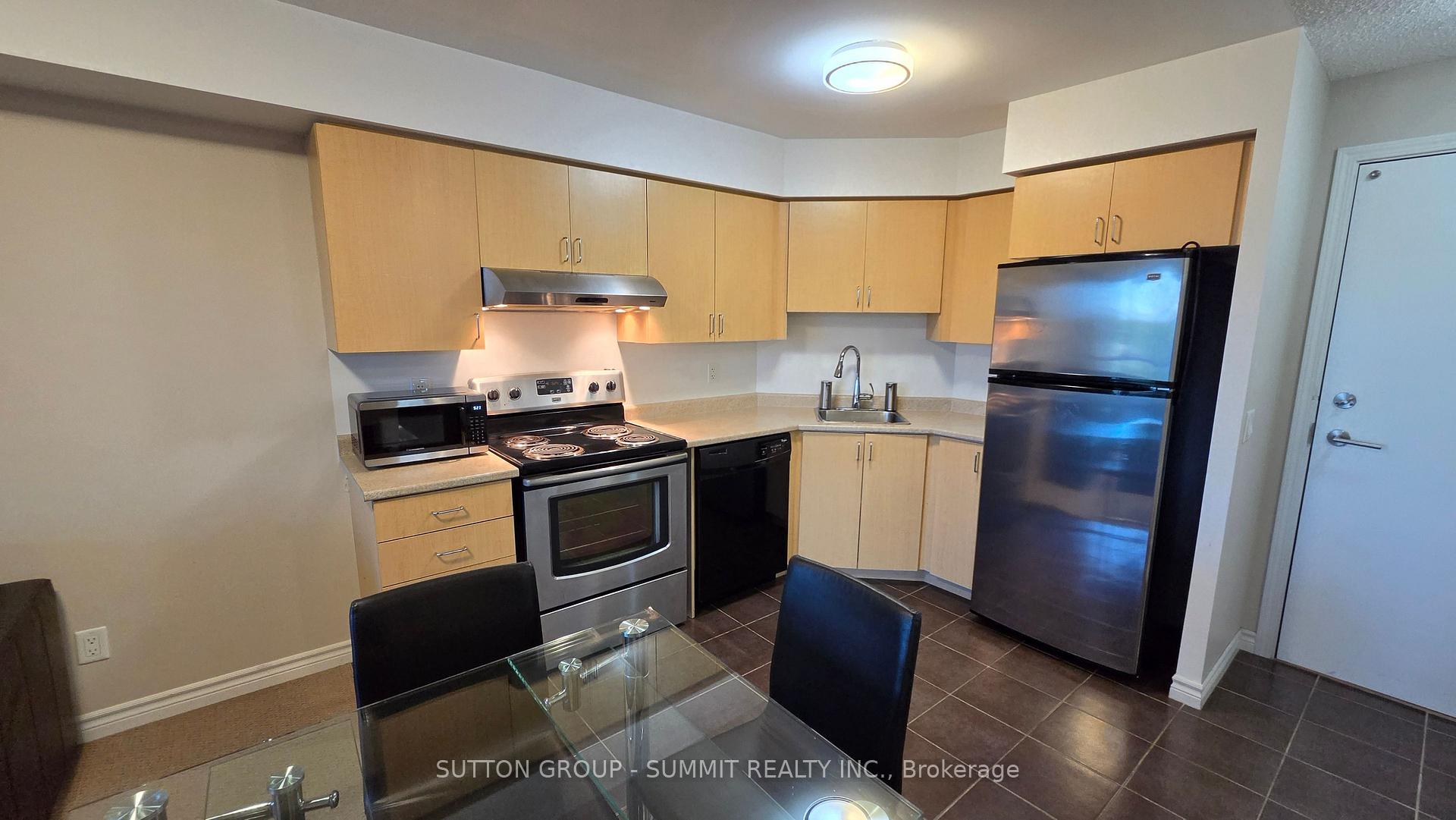 409 - 35 Saranac Boulevard, Toronto 5