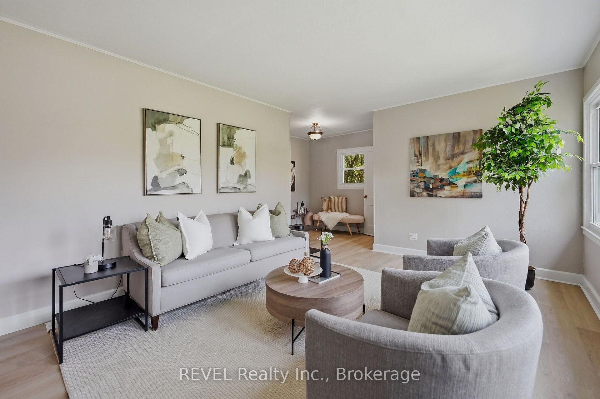 7962 Booth Street, Niagara Falls 5