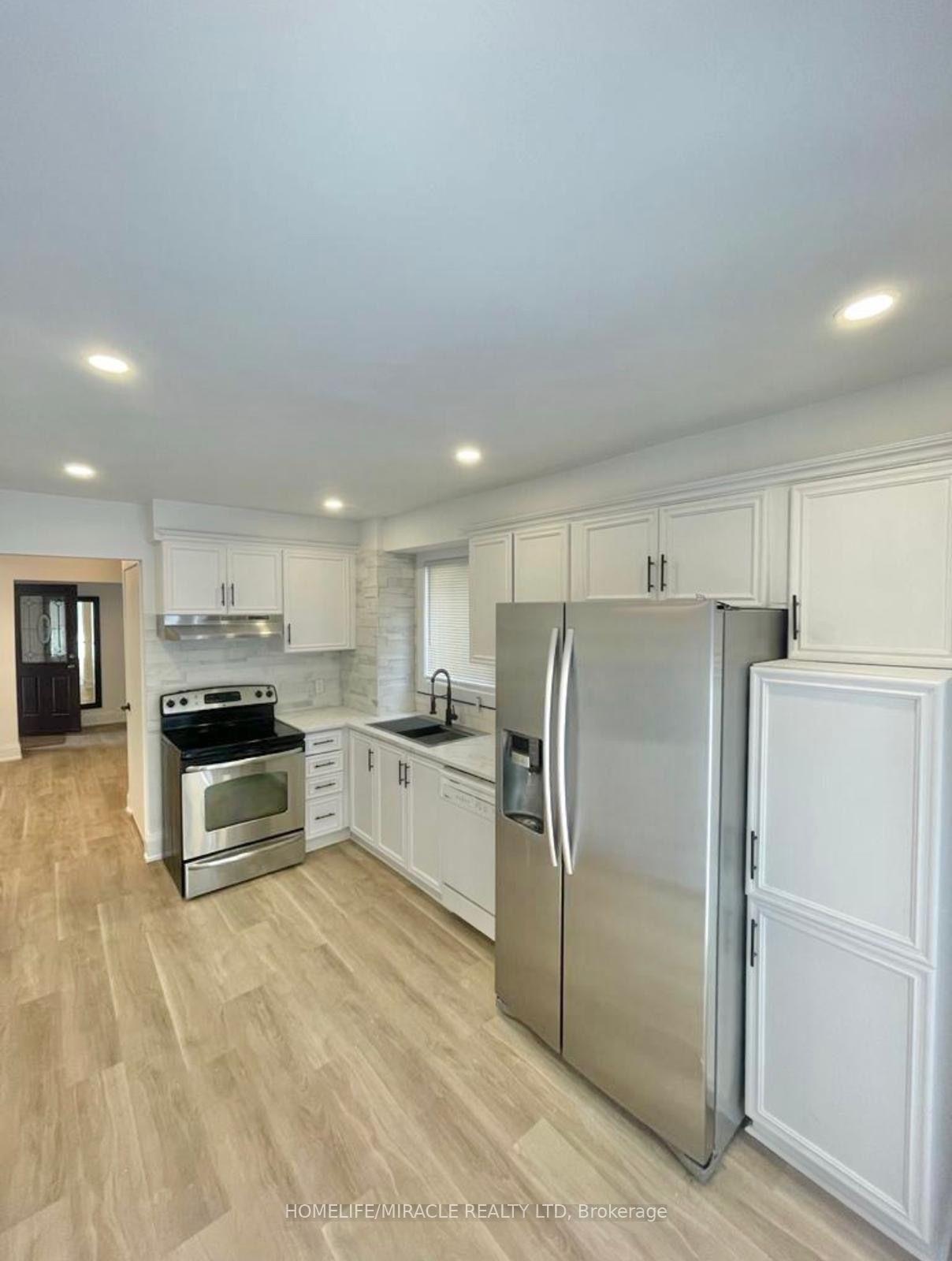 21 Ecclestone Drive, Brampton 3