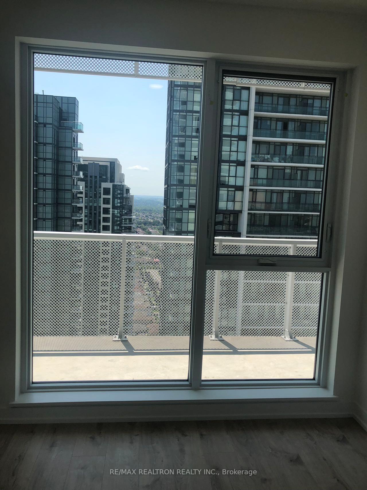 3301 - 4065 Confederation Parkway, Mississauga 4