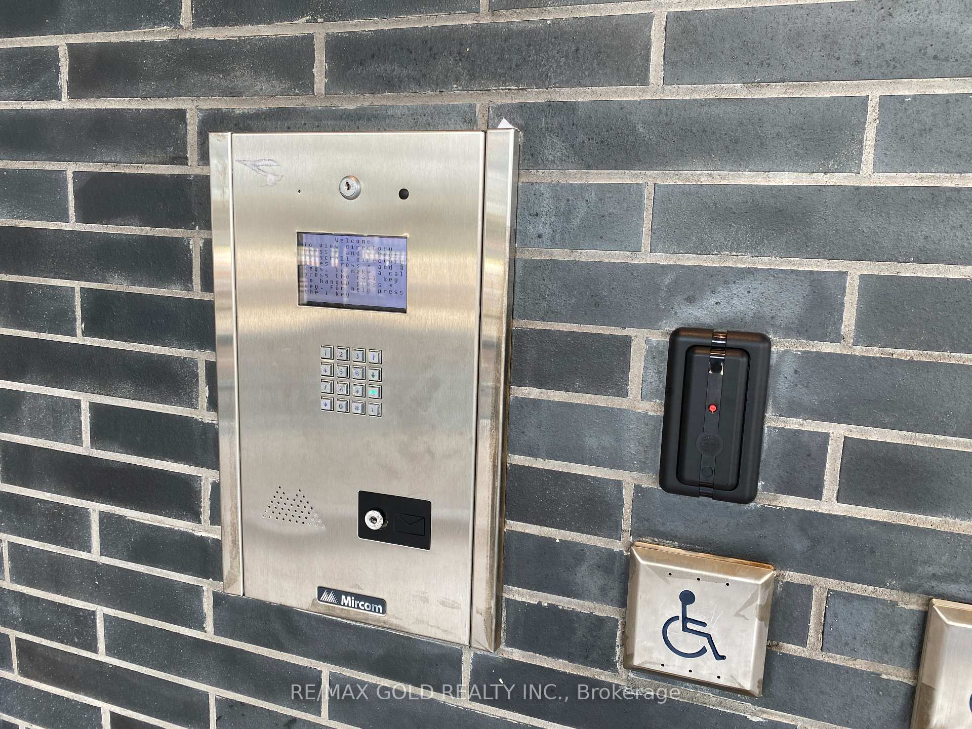 208 - 180 Veterans Drive, Brampton 5