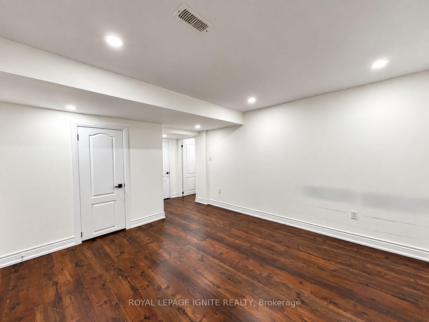 7 Aquilina Court, Ajax 4
