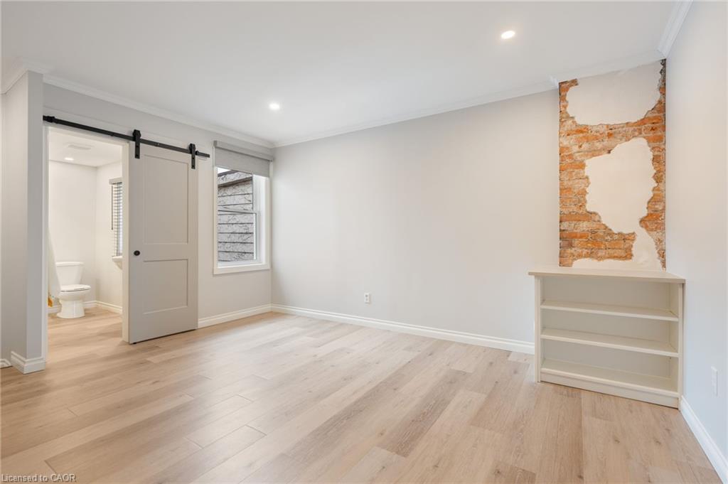 upper - 345 Macnab Street N, Hamilton 3
