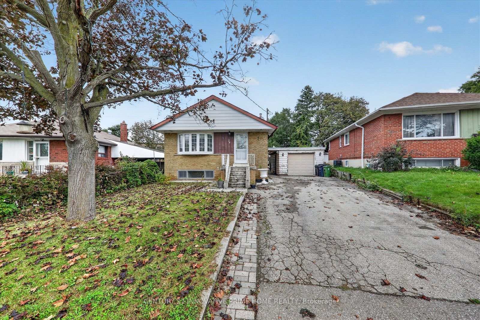 Main - 28 Belyea Crescent, Toronto 2