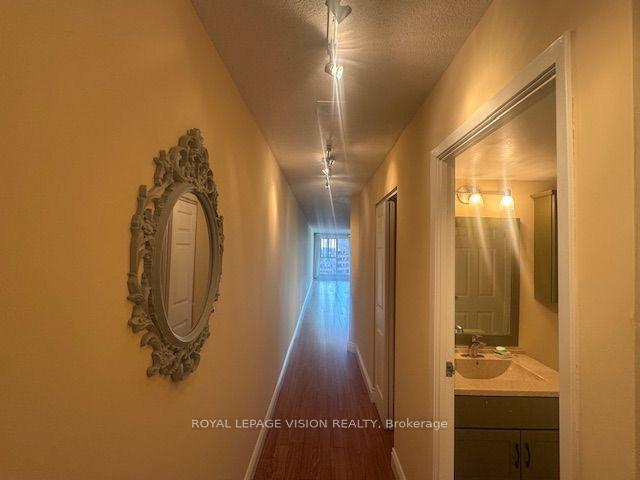 919 - 222 The Esplanade Street, Toronto 2