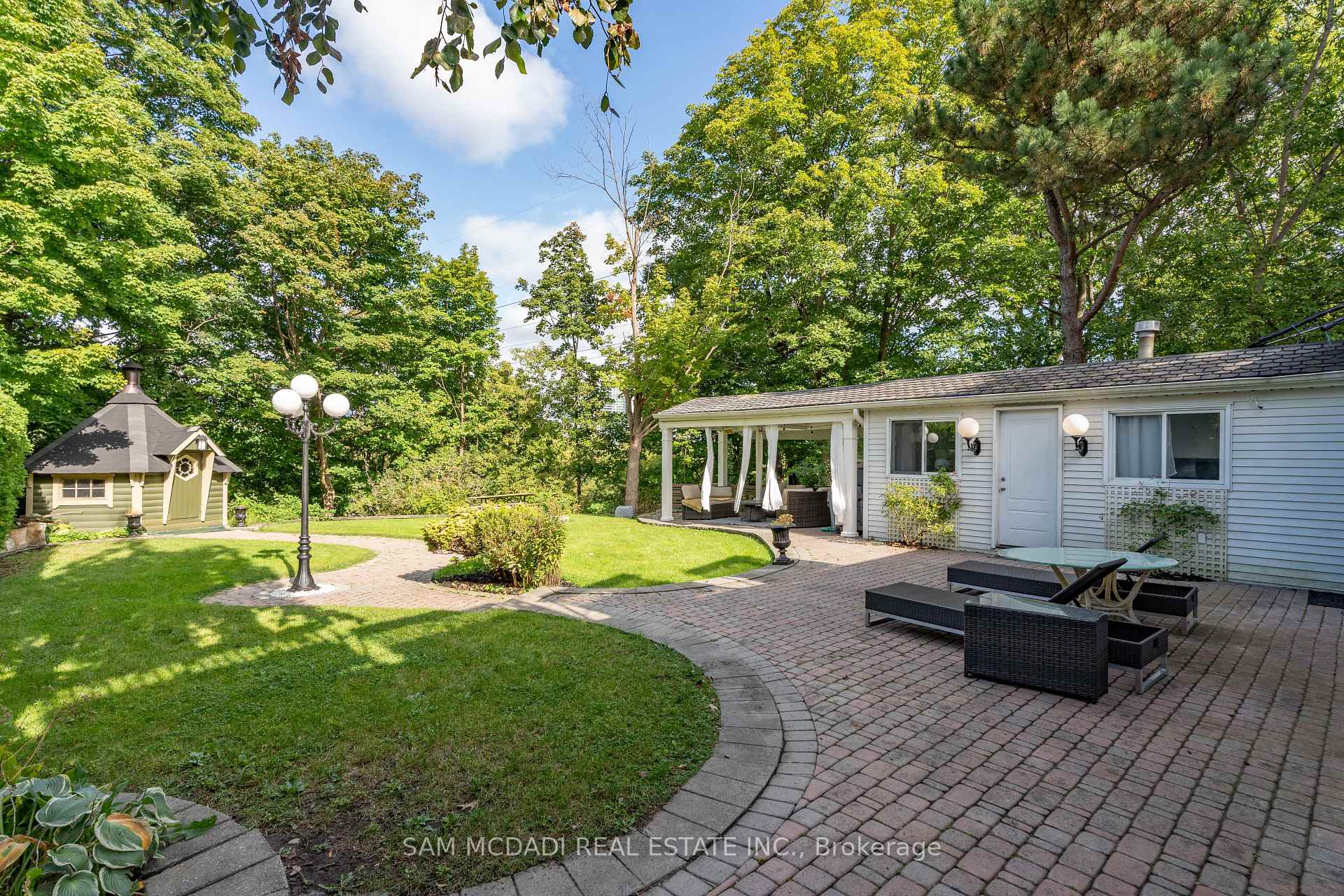 2221 Greenhurst Avenue, Mississauga 3