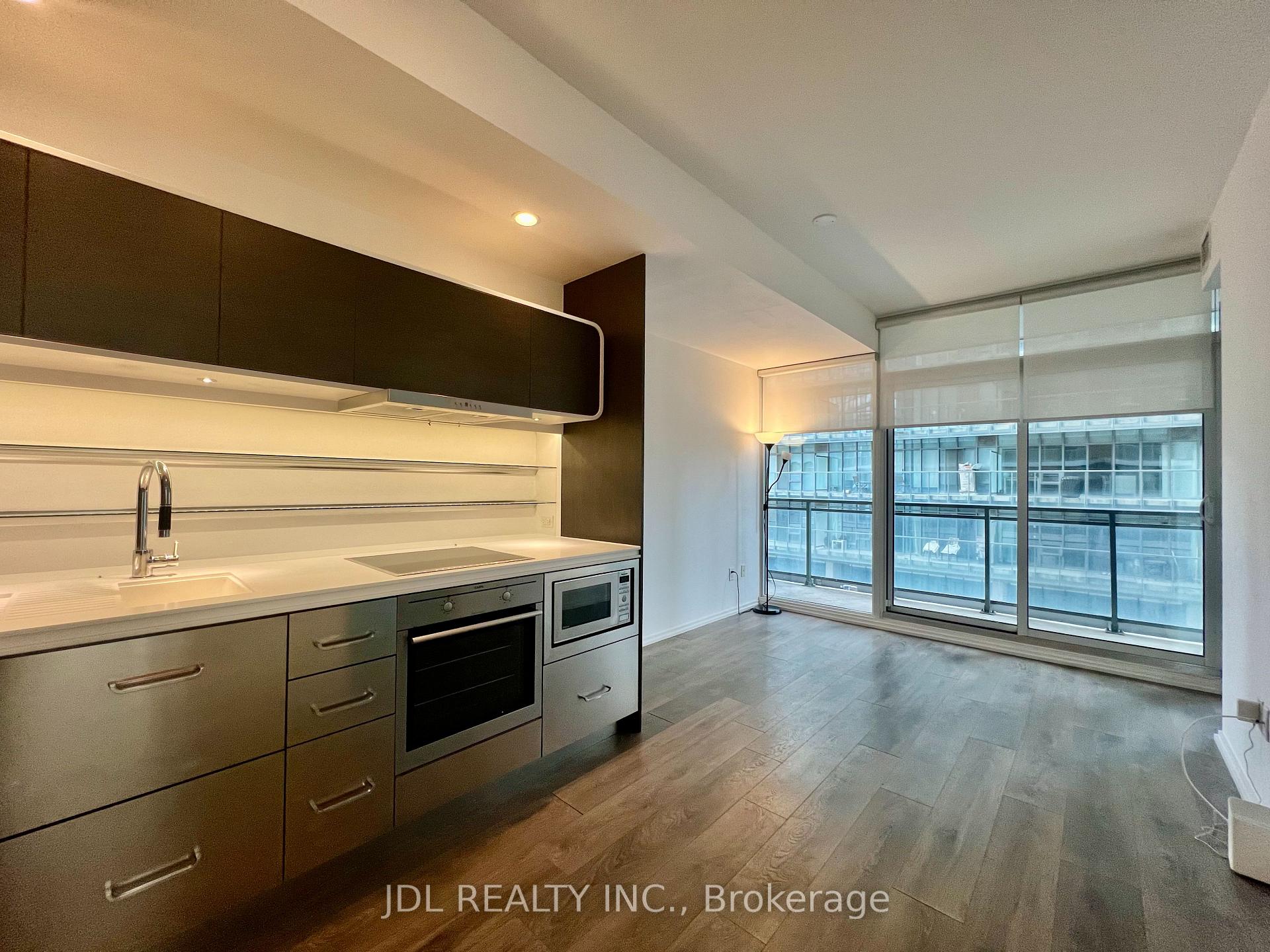 805 - 45 Charles Street, Toronto 5