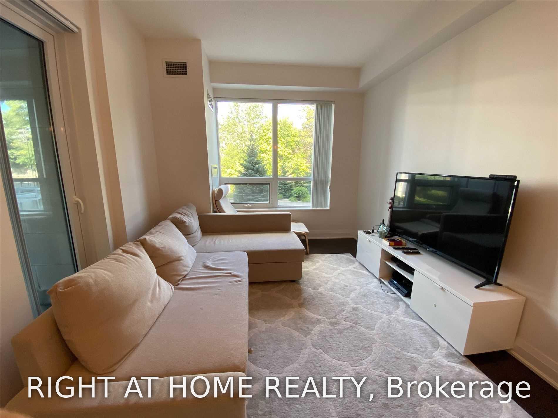 224 - 21 Clairtrell Road, Toronto