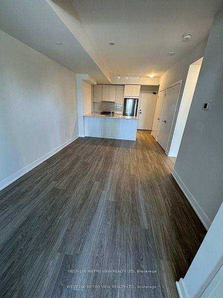 616 - 4130 Parkside Village Drive, Mississauga 2
