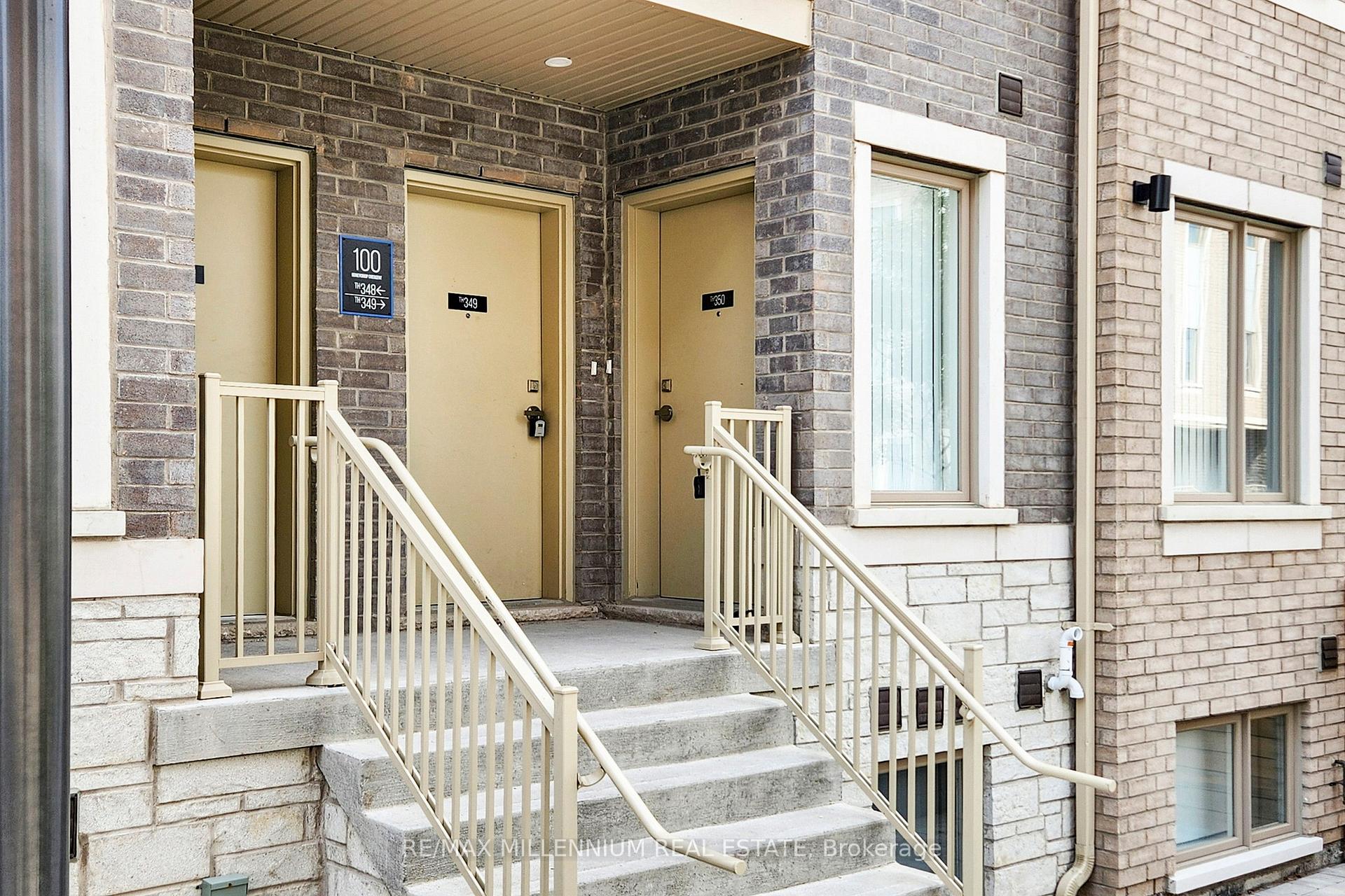 TH 350 - 100 Honeycrisp Crescent, Vaughan 5