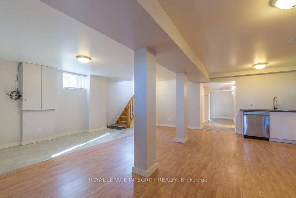 B - 892 Baseline Road, Ottawa 4