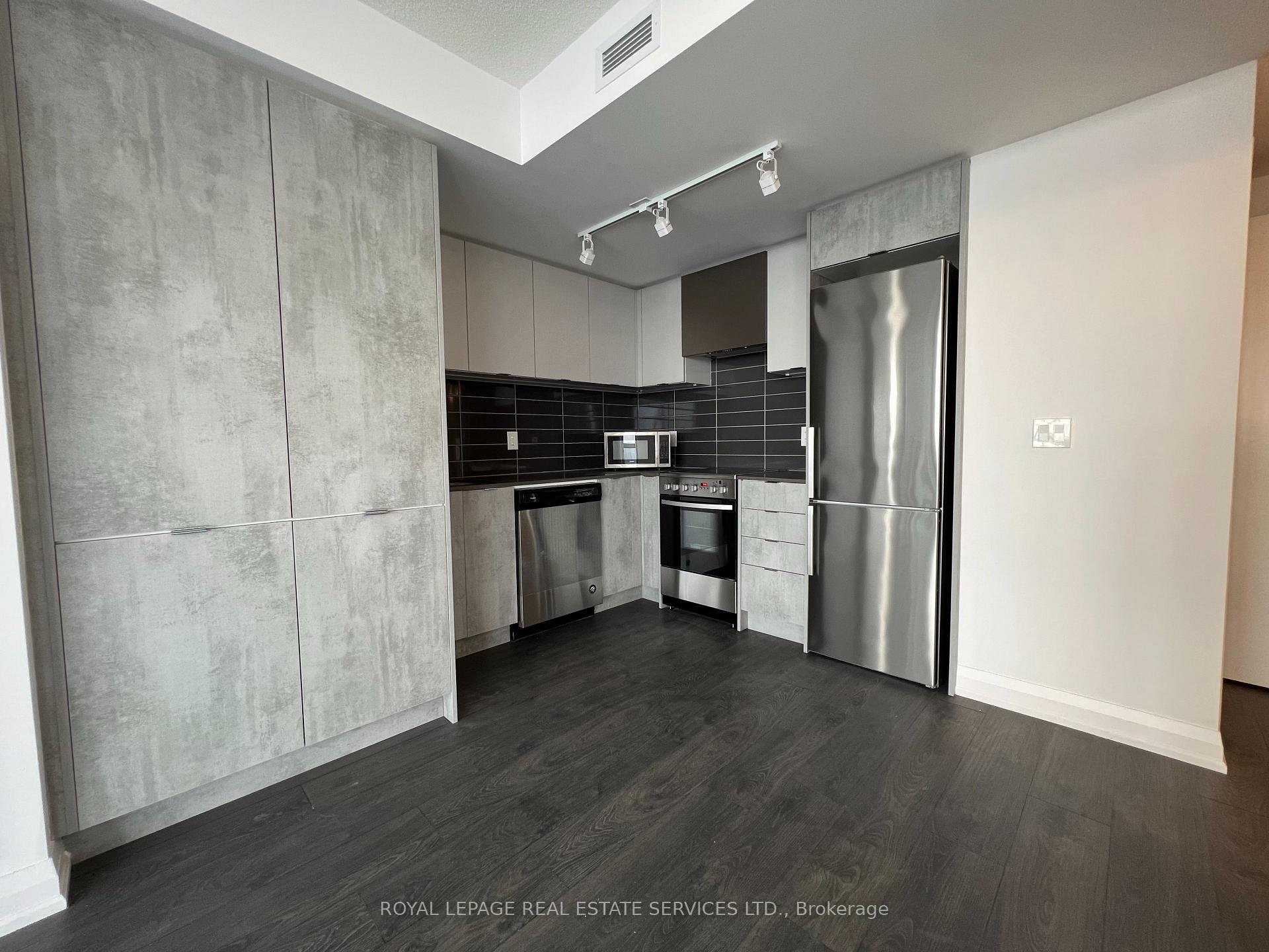 2908 - 30 Gibbs Road, Toronto 4