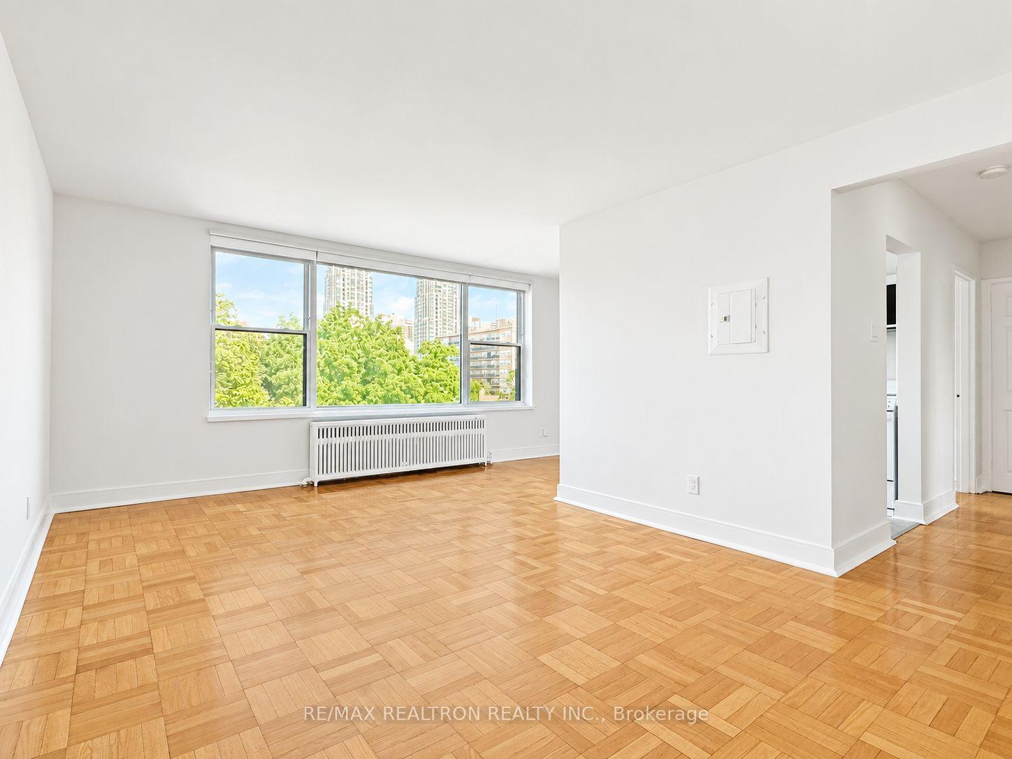 508 - 1545 Bathurst Street, Toronto 2