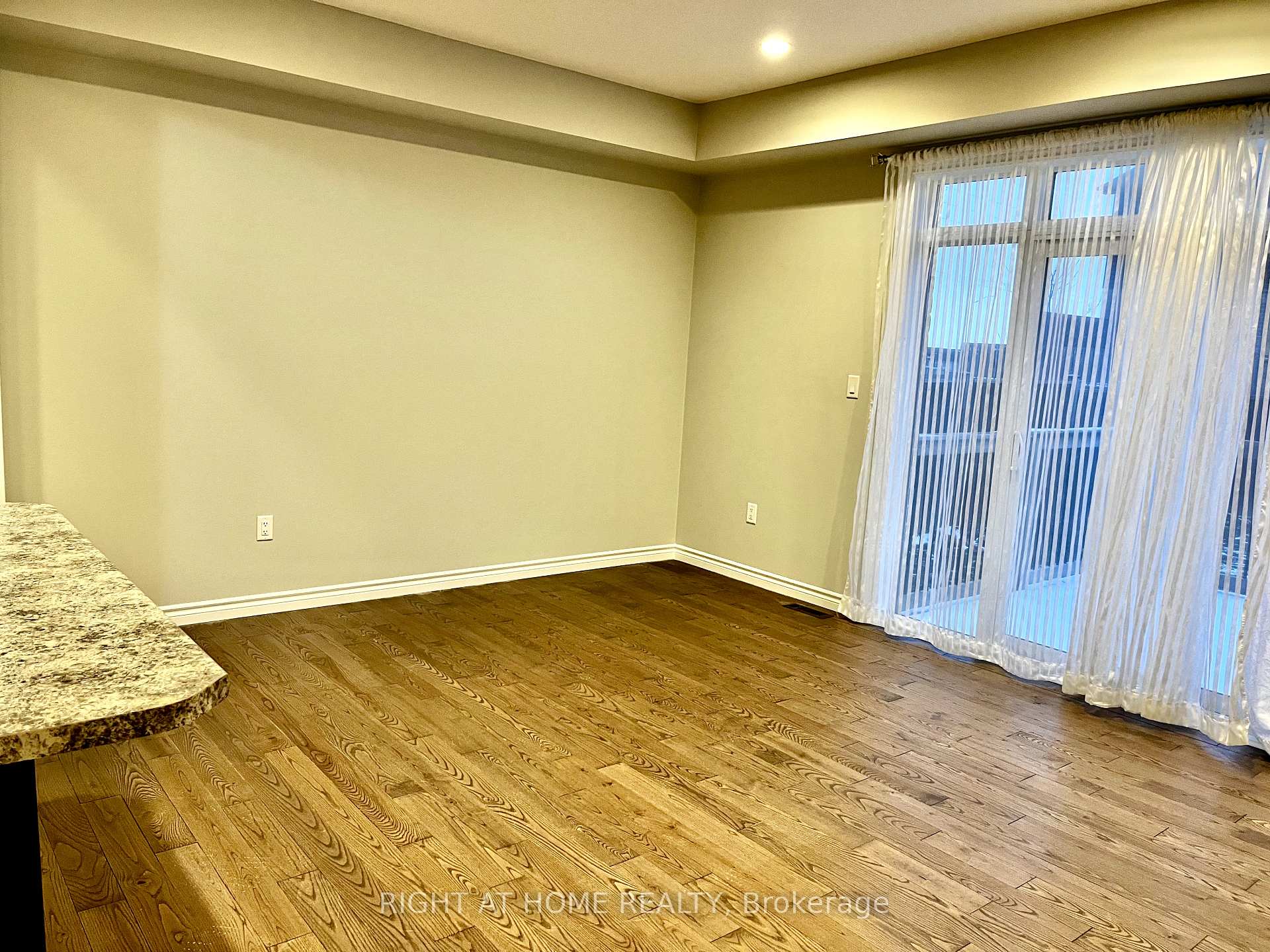 2225 Tribalwood Street, London North 4