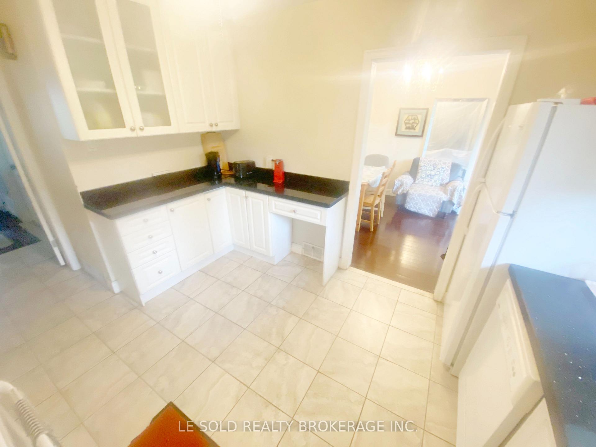 2nd Floor Room - 21 Revcoe Drive, Toronto 5