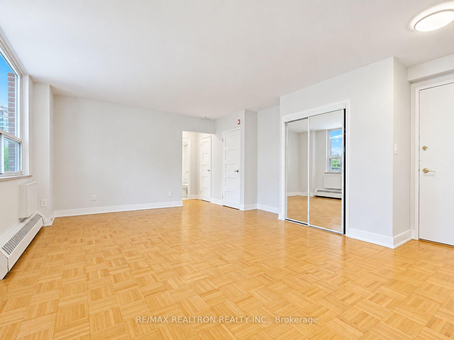 206 - 490 Eglinton Avenue E, Toronto 3