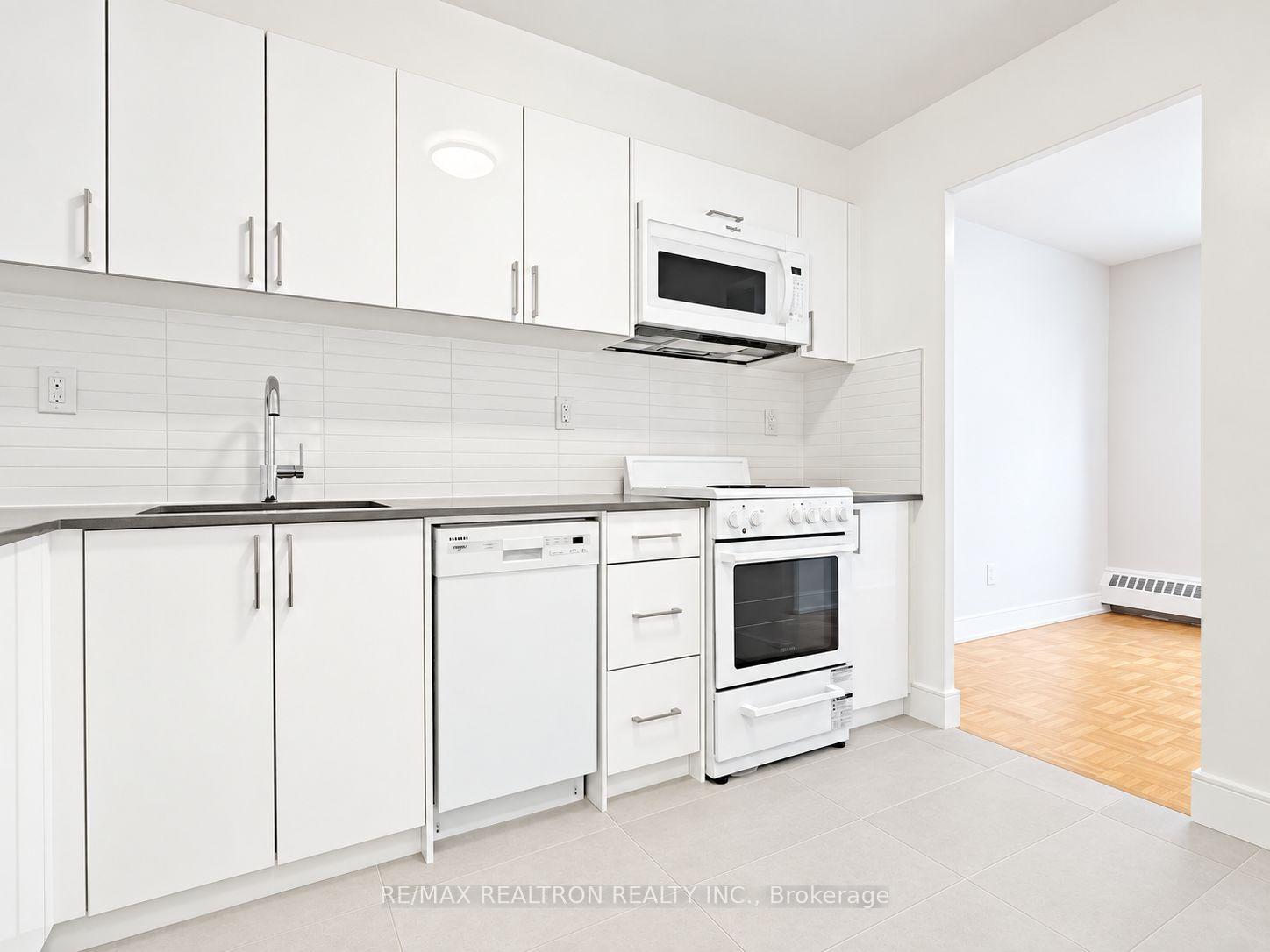 206 - 490 Eglinton Avenue E, Toronto 5