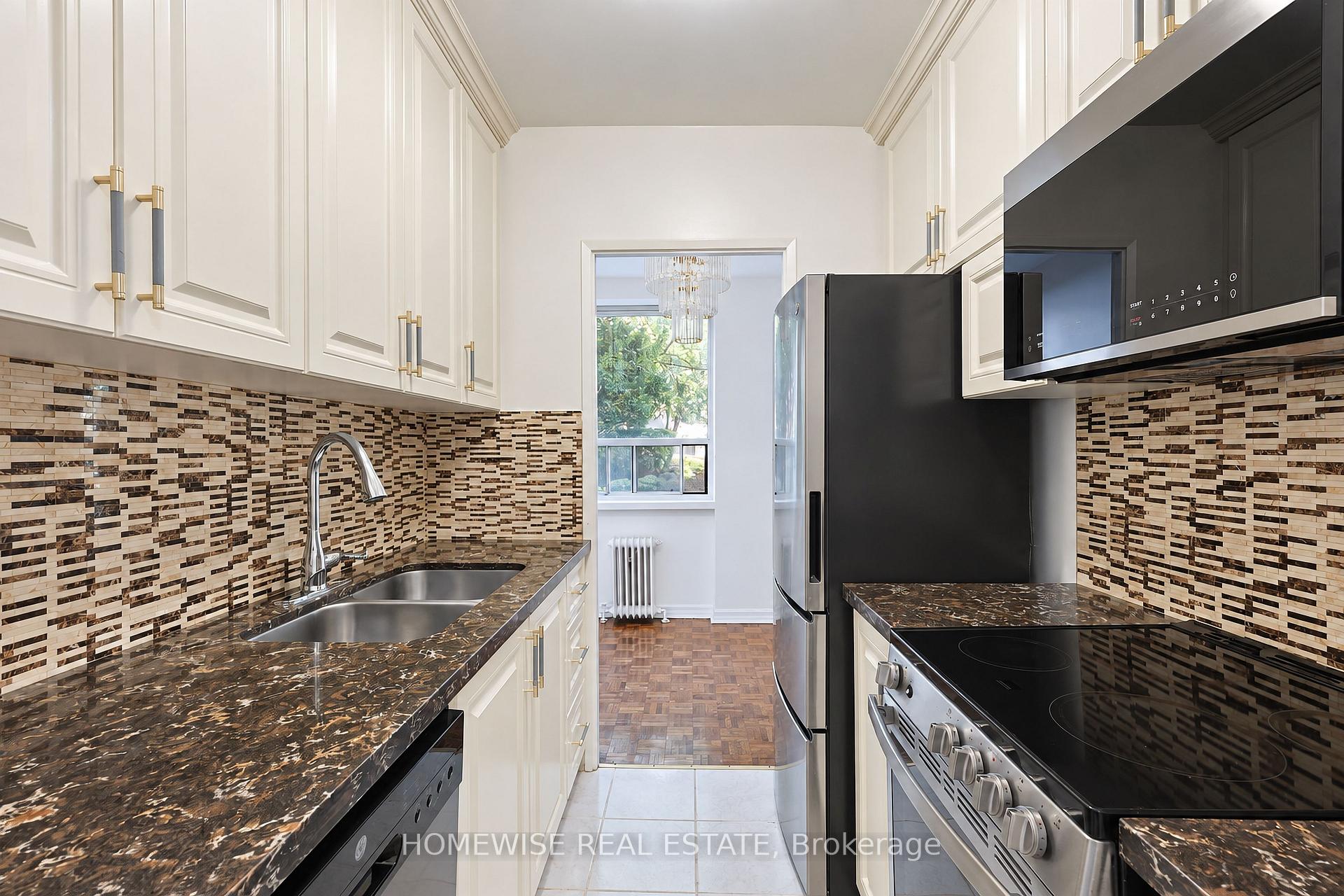 610 - 485 Kingston Road, Toronto 4