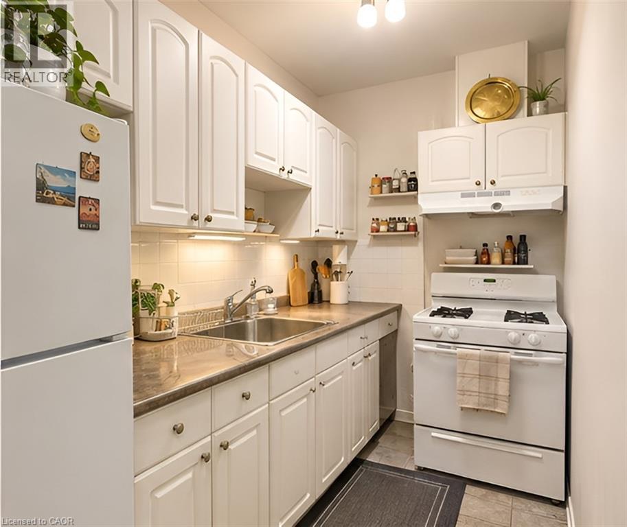 567 WOOLWICH Street Unit# 4, Guelph 3