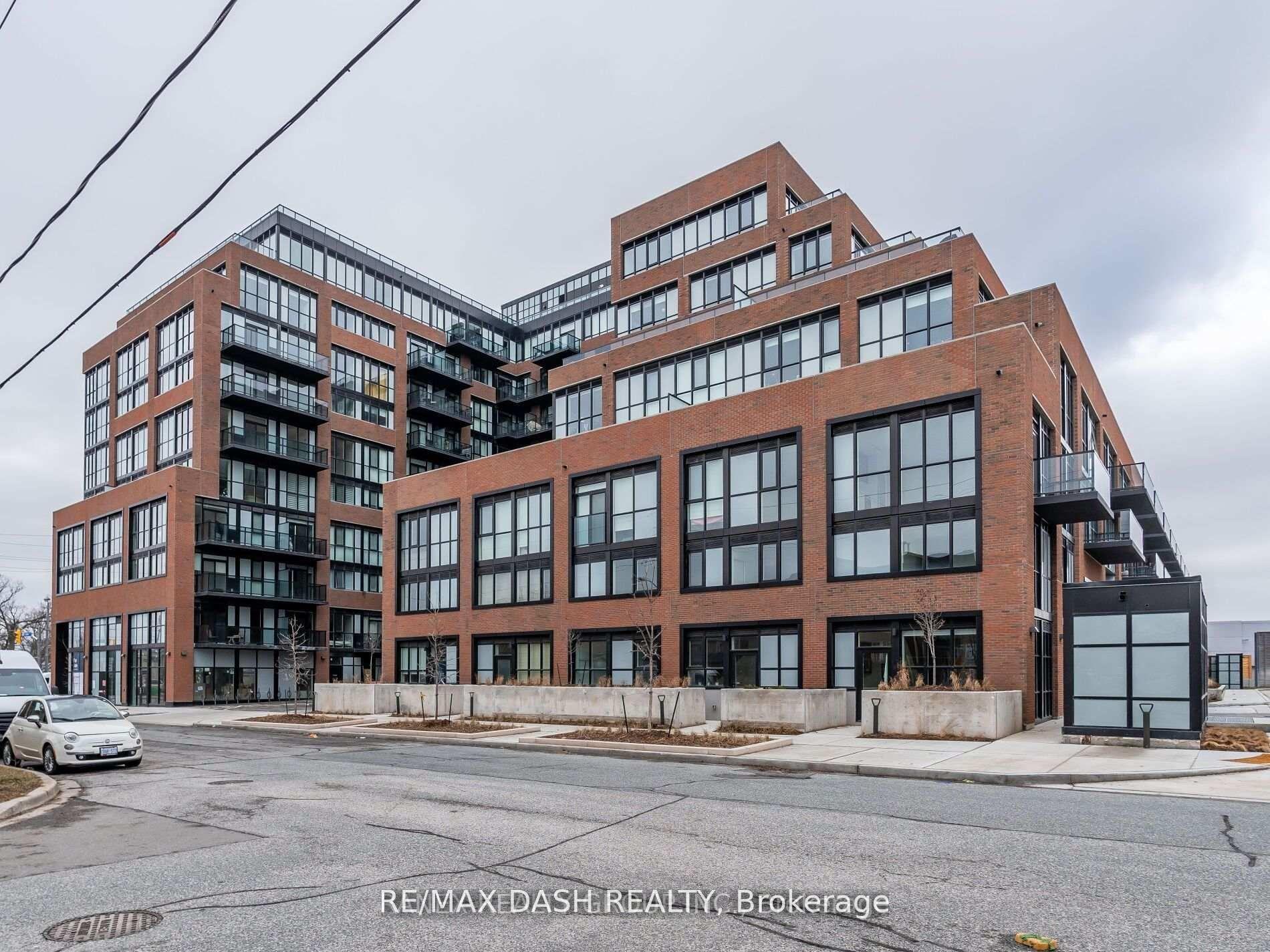 723 - 2300 St. Clair Avenue W, Toronto 2