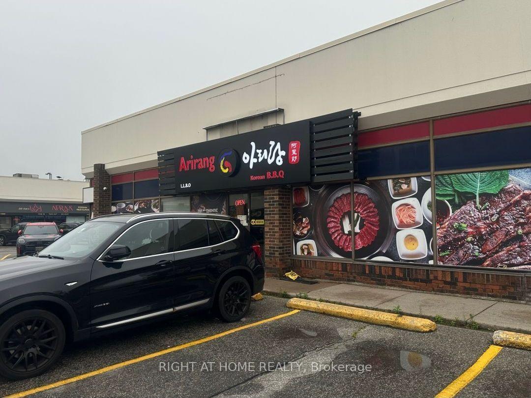 24 - 180 Steeles Avenue W Vaughan Ontario Canada Sale commercial Joseph Joubran Right at Home Realty, Brokerage*