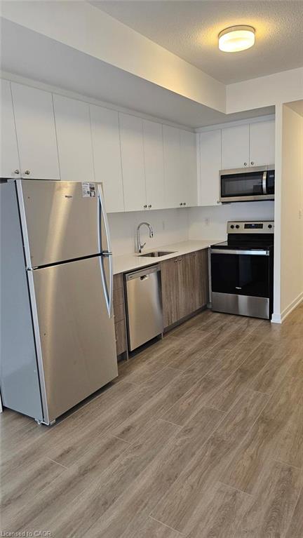 J2 - 40 Palace Street, Kitchener 4