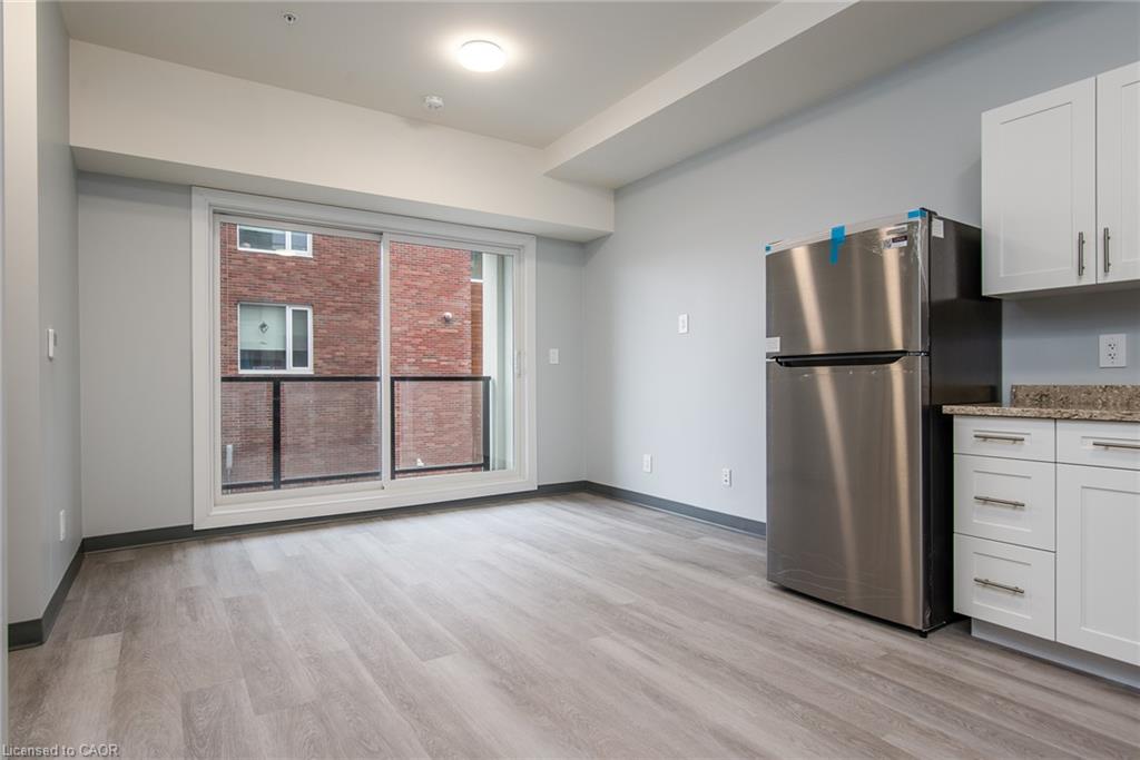 203 - 10 Queen Street, St. Thomas 2