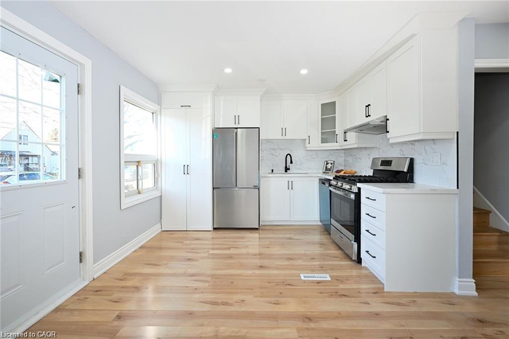 Upper - 213 East 28th Street, Hamilton 4