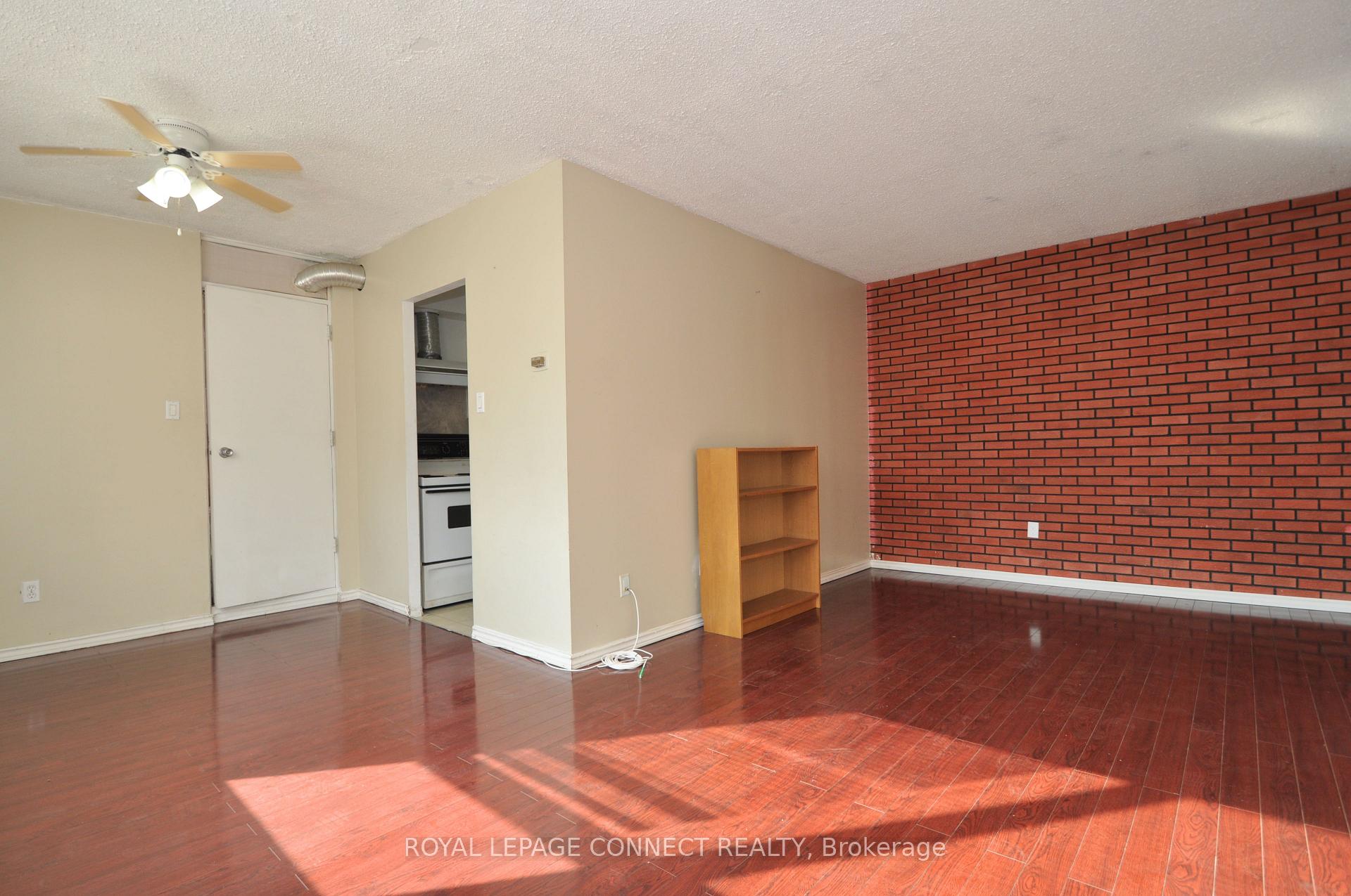 407 - 5 Parkway Forest Drive, Toronto 5