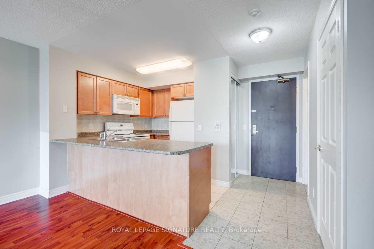 509 - 51 Lower Simcoe Street, Toronto 2