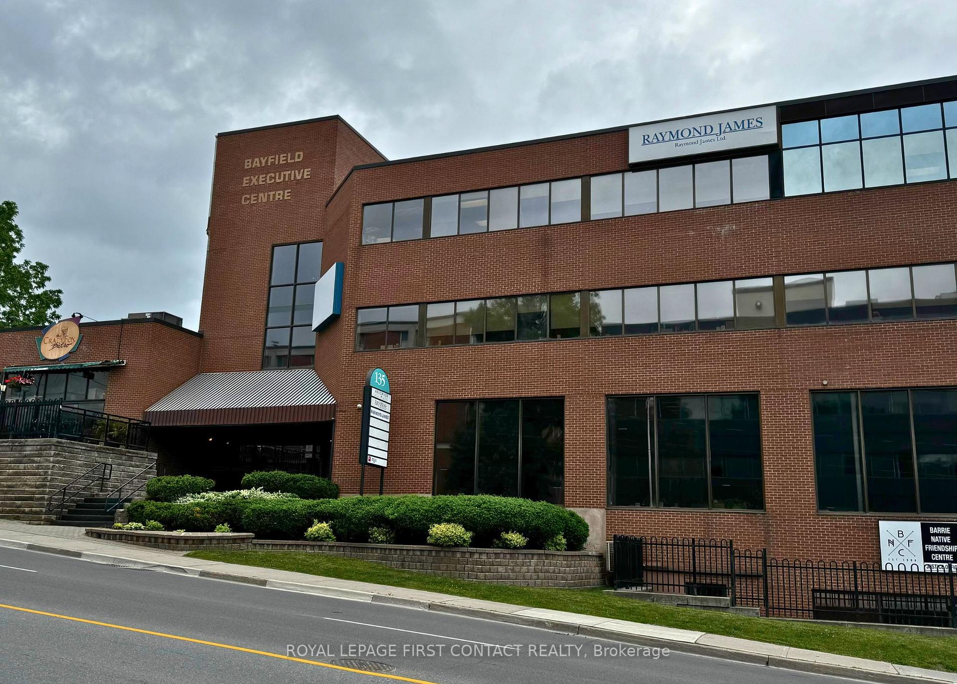 102 - 135 Bayfield Street Barrie Ontario Canada Lease commercial Dave Moore RE/MAX Hallmark Chay Realty, Brokerage*