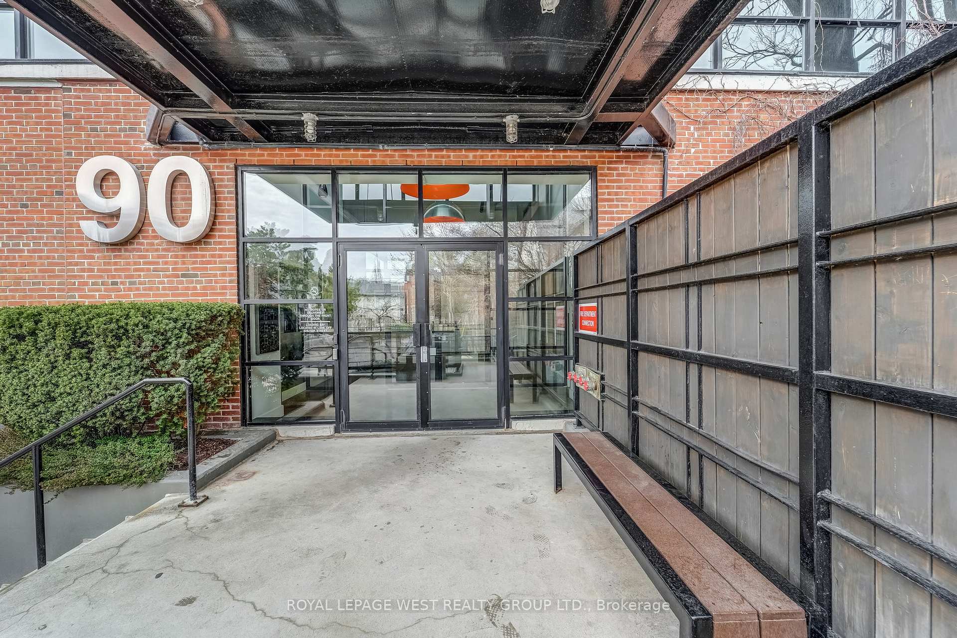 416 - 90 Sumach Street Toronto Ontario Canada Sale residential Maria Guadagnolo RE/MAX PREMIER INC. Brokerage*