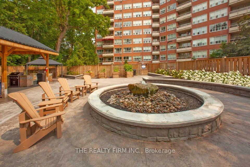 214 - 55 BEECHWOOD Place, London South