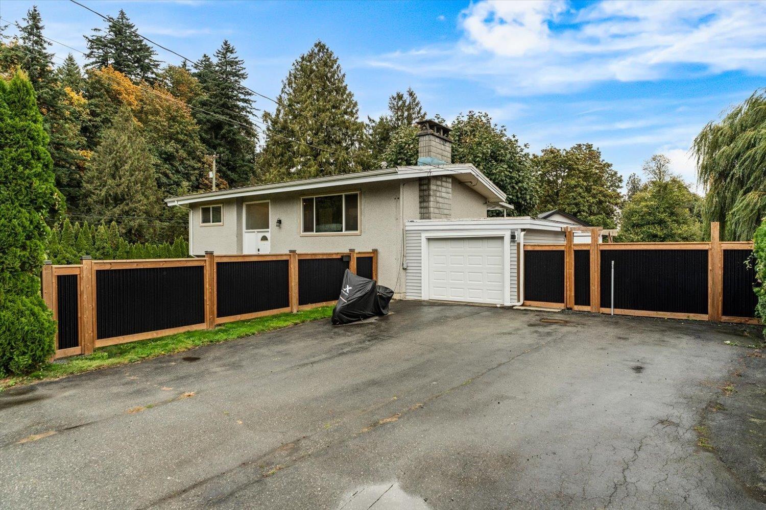 9890 GRACEMAR DRIVE|East Chilliw Chilliwack British Columbia Canada Sale residential Bob Buhler Century 21 Creekside Realty, Brokerage*