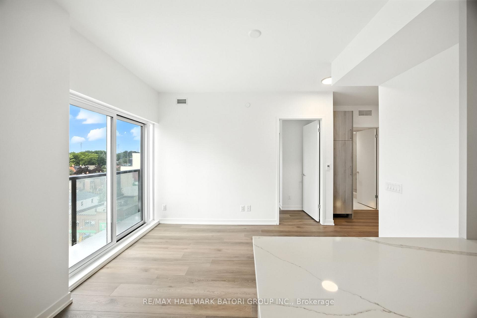 801 - 863 St. Clair Avenue W, Toronto 4