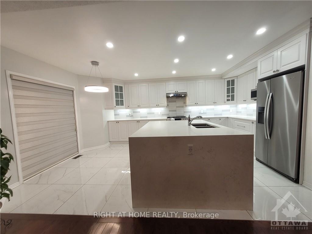 239 HIGHPOINTE Crescent, Ottawa 5