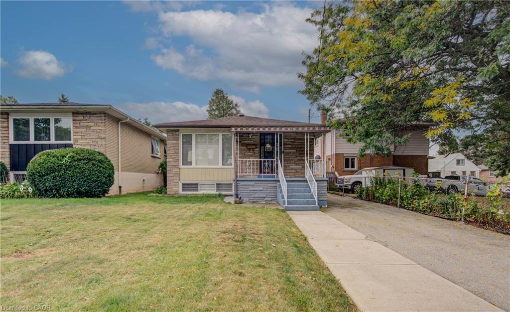 465 Herkimer Street Hamilton Ontario Canada Sale residential Lisa Botelho Realty Network 100 Inc., Brokerage *