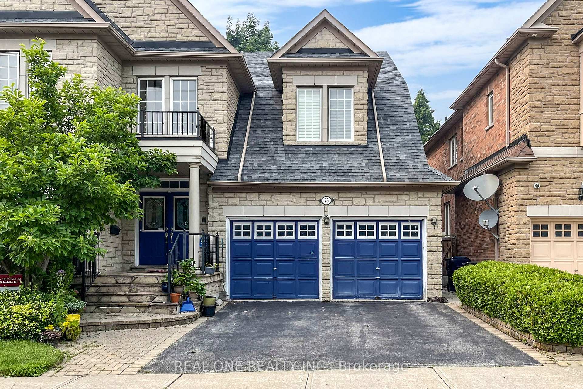 75 Green Meadows Circle, Toronto 3