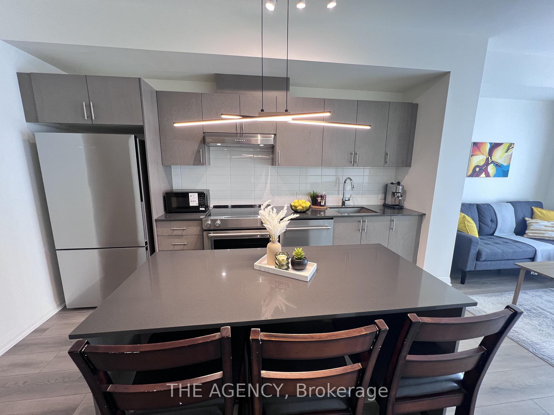 1402 - 8960 Jane Street E Vaughan Ontario Canada Rent residential Al & Peggy Cunningham Re/Max Experts, Brokerage*