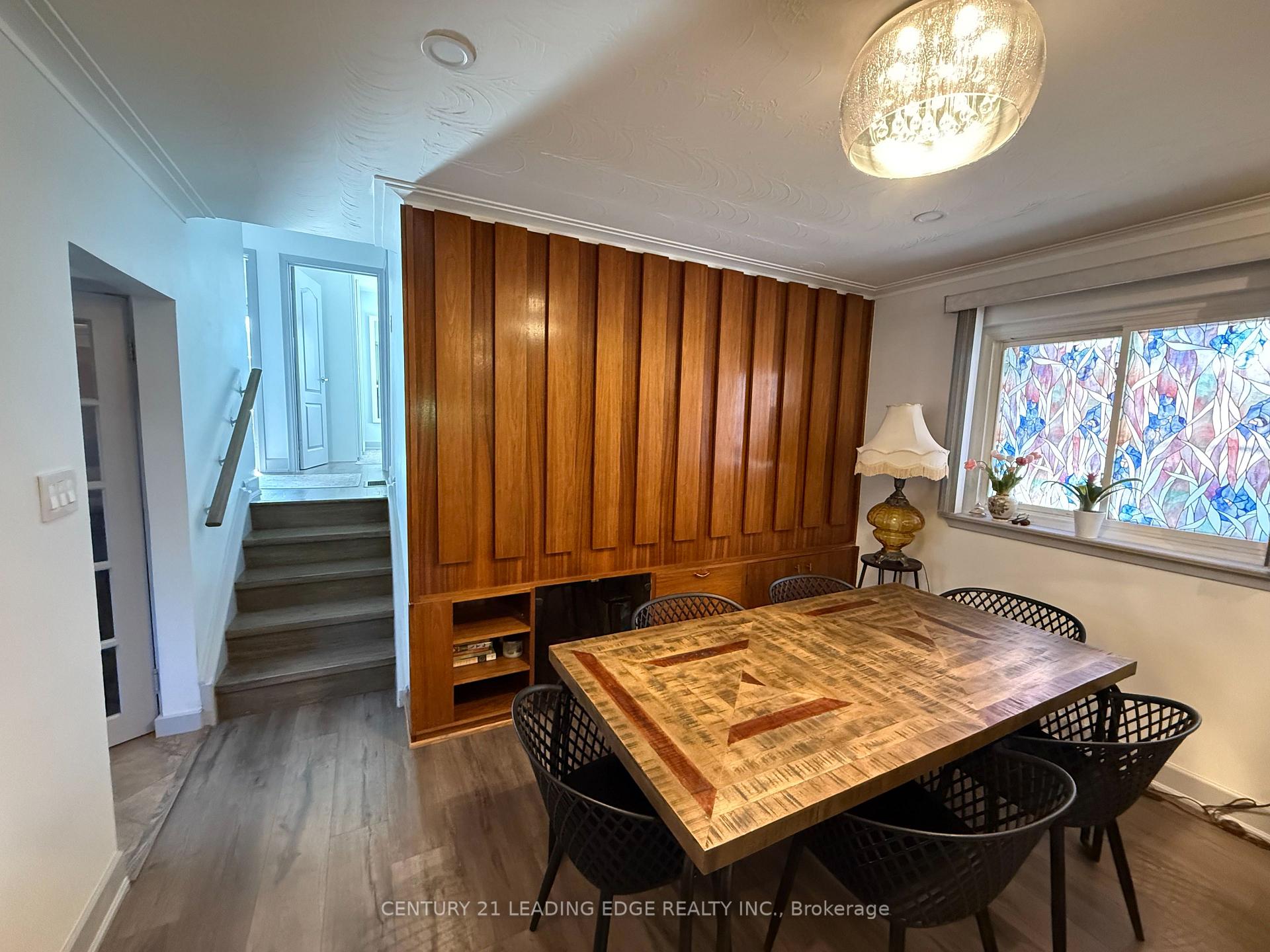 22 Highbury Road, Toronto 4