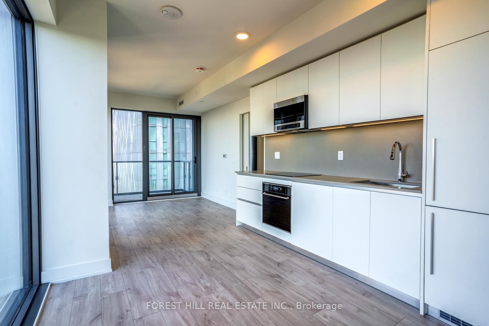 4002 - 8 Cumberland Street, Toronto 4