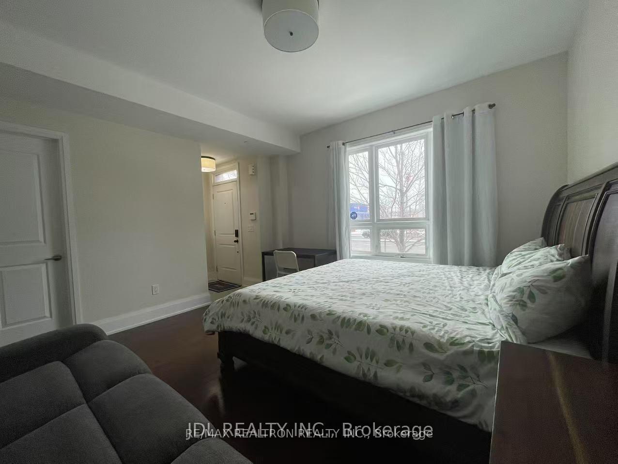 Main - 4016 Highway 7 Street E, Markham 5