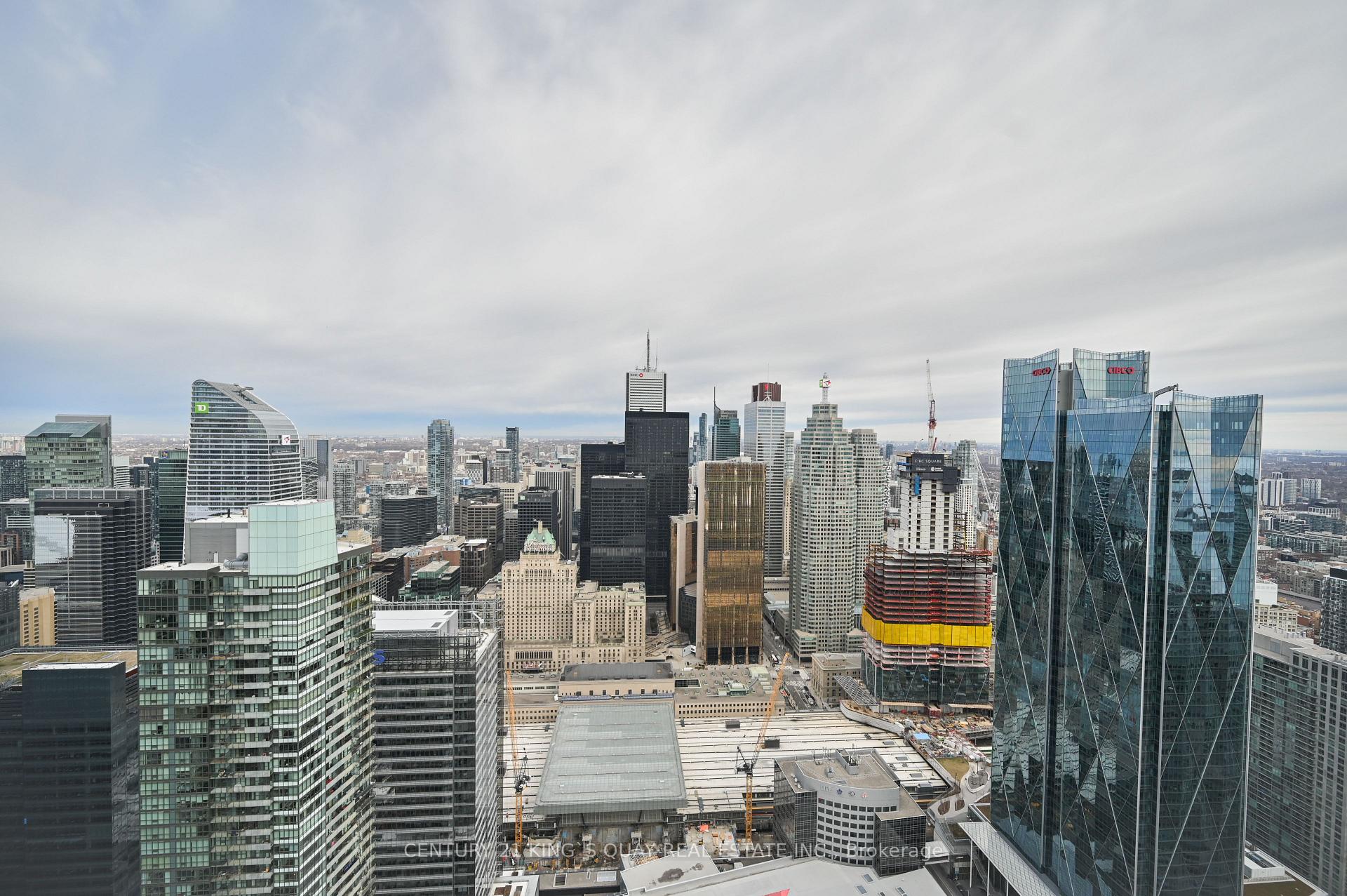 6802 - 88 Harbour Street, Toronto 2
