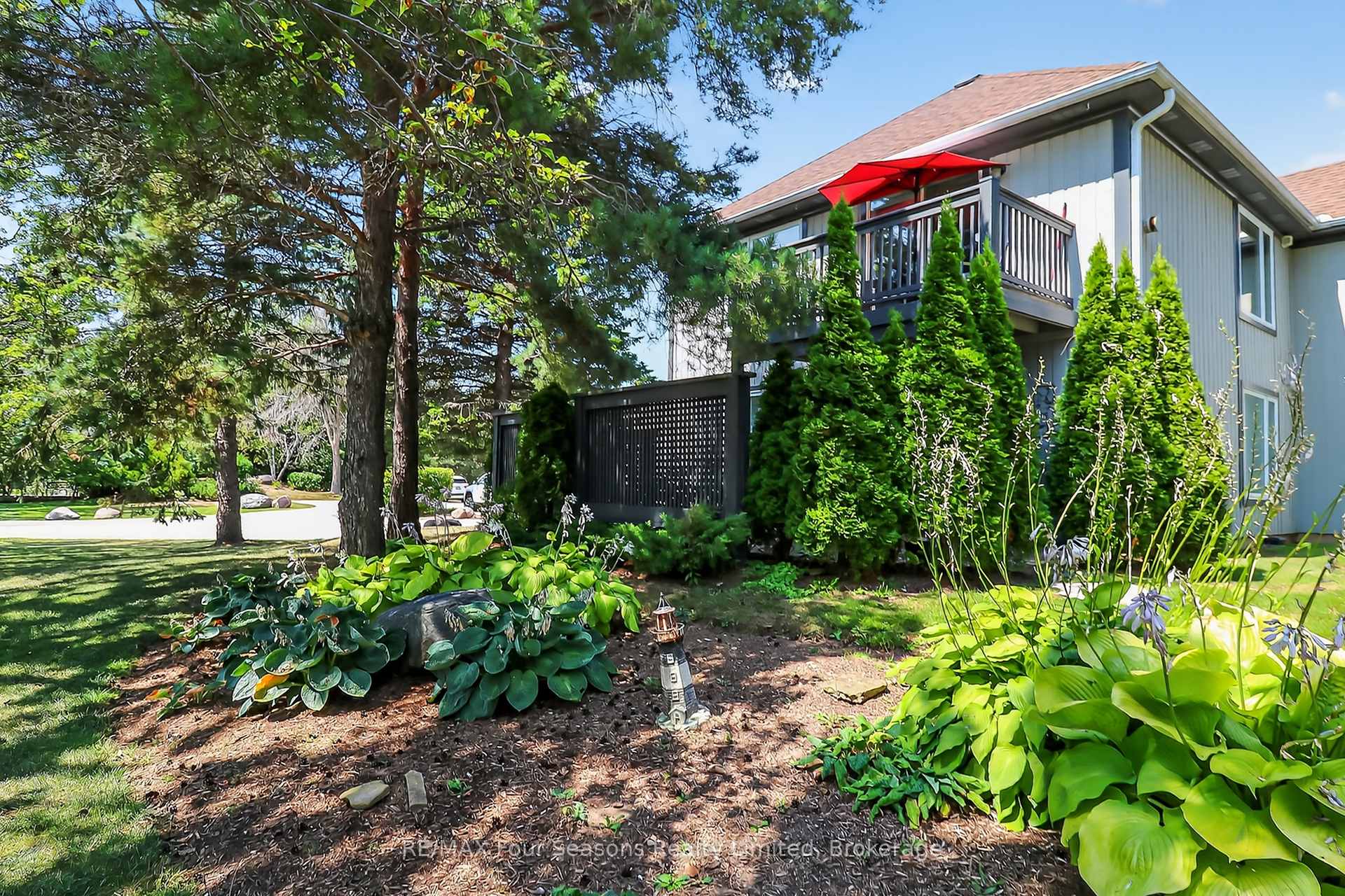 312 Mariners Way, Collingwood 3