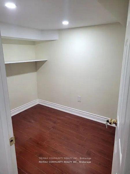 71 Middlecote Drive, Ajax 5