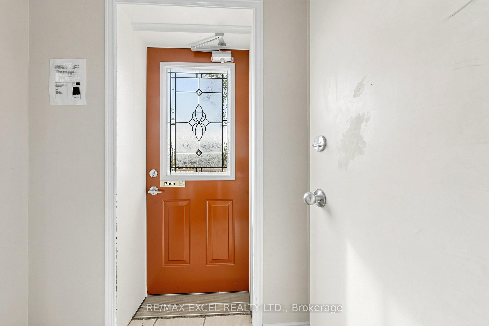 Main - 259 Victoria Avenue N, Hamilton 2