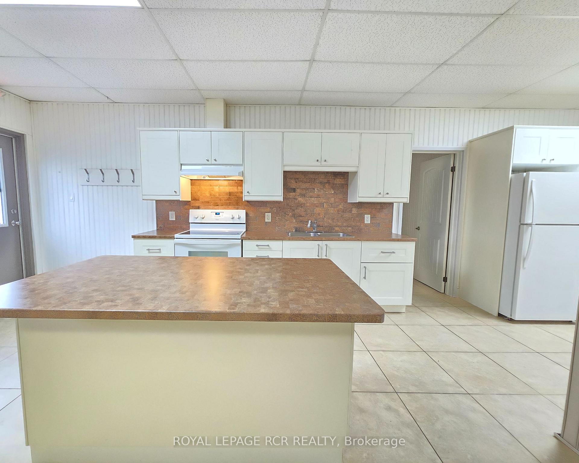 2-341 Queensville Side Road, East Gwillimbury 3