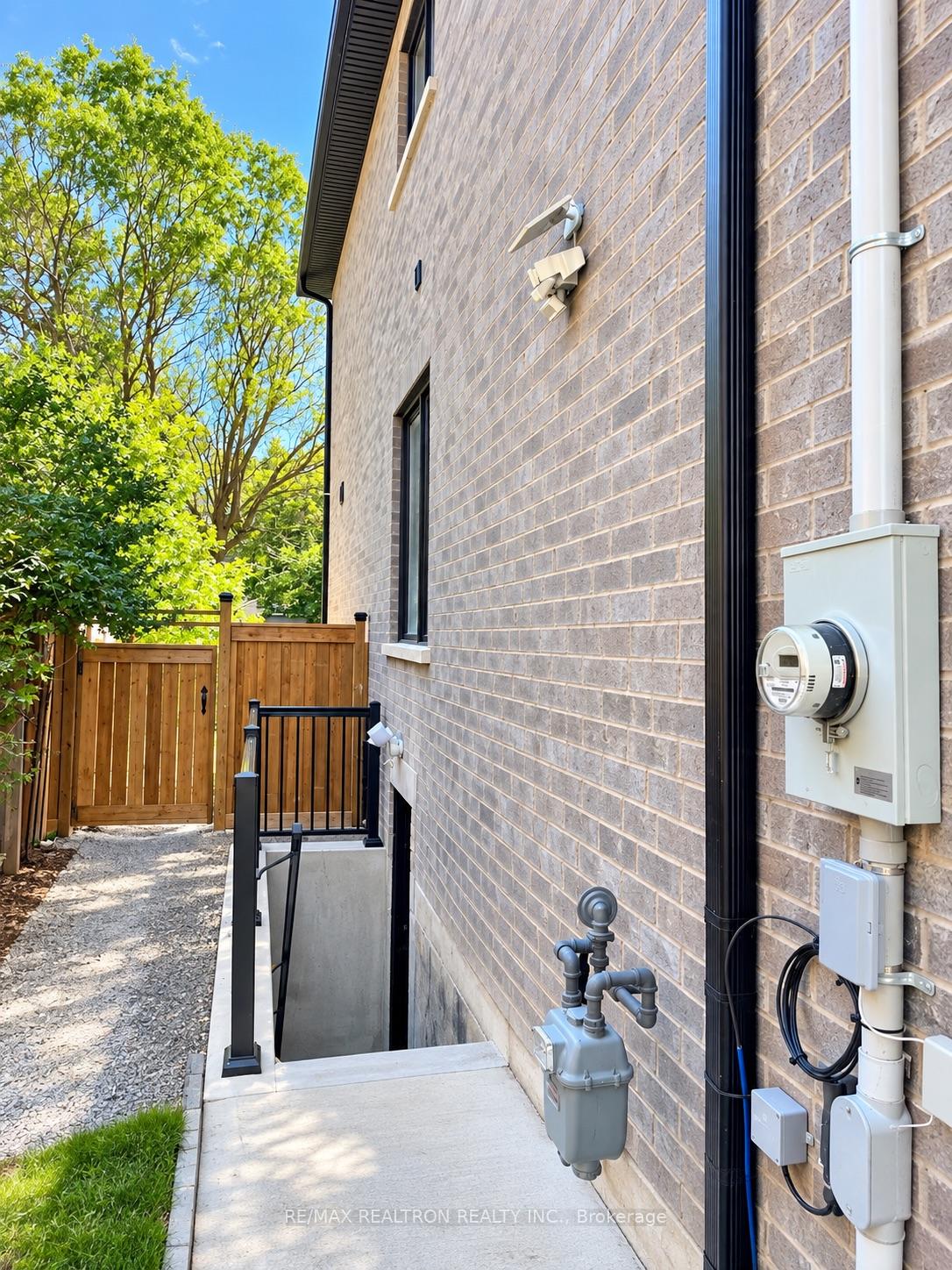 BSMT - 59 Cumber Avenue, Toronto 2